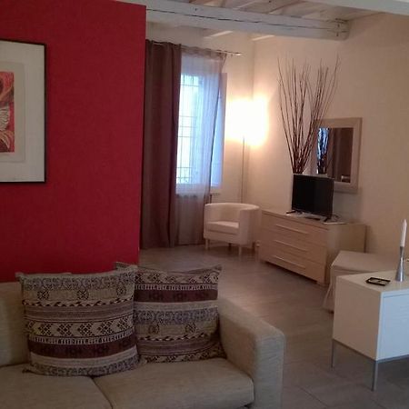 Agora Residenza Aparthotel Mantova Exterior photo