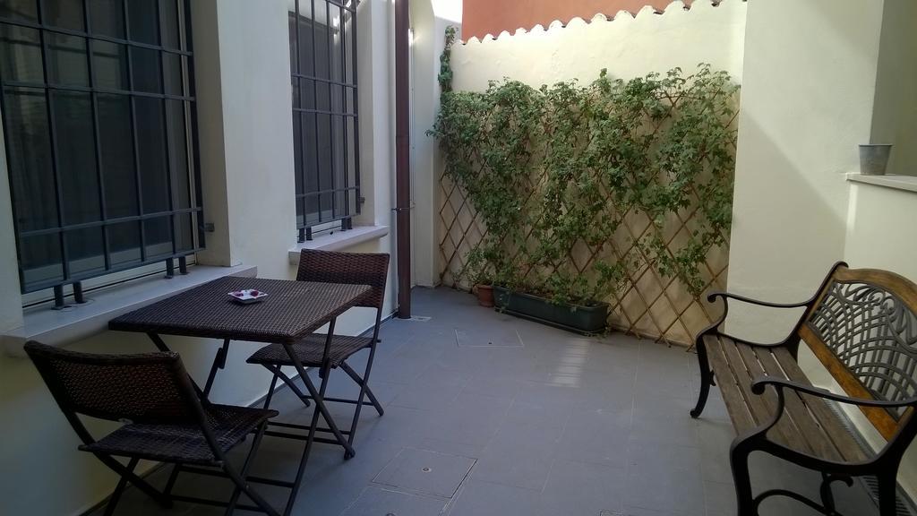 Agora Residenza Aparthotel Mantova Exterior photo